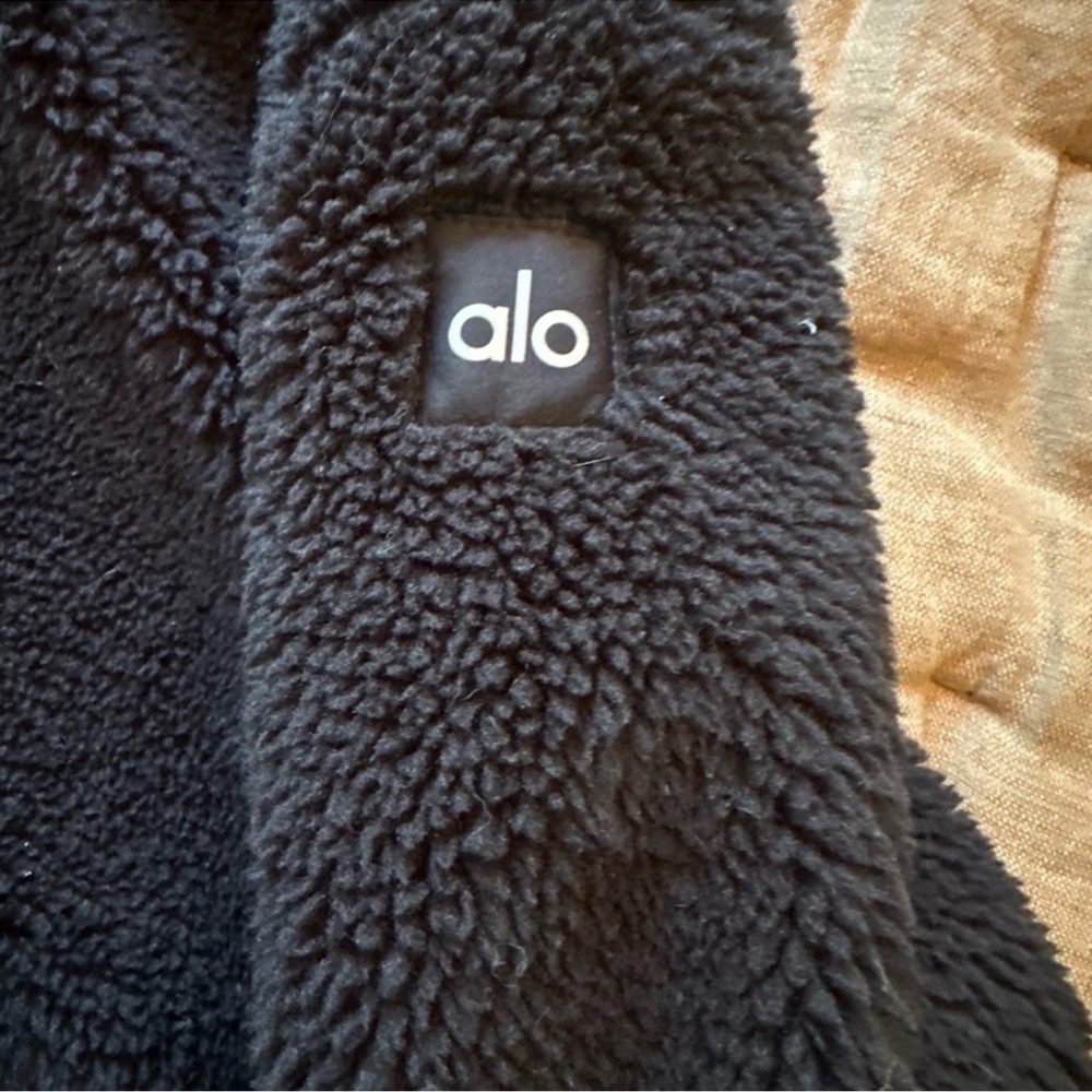 Alo Sherpa Jacket